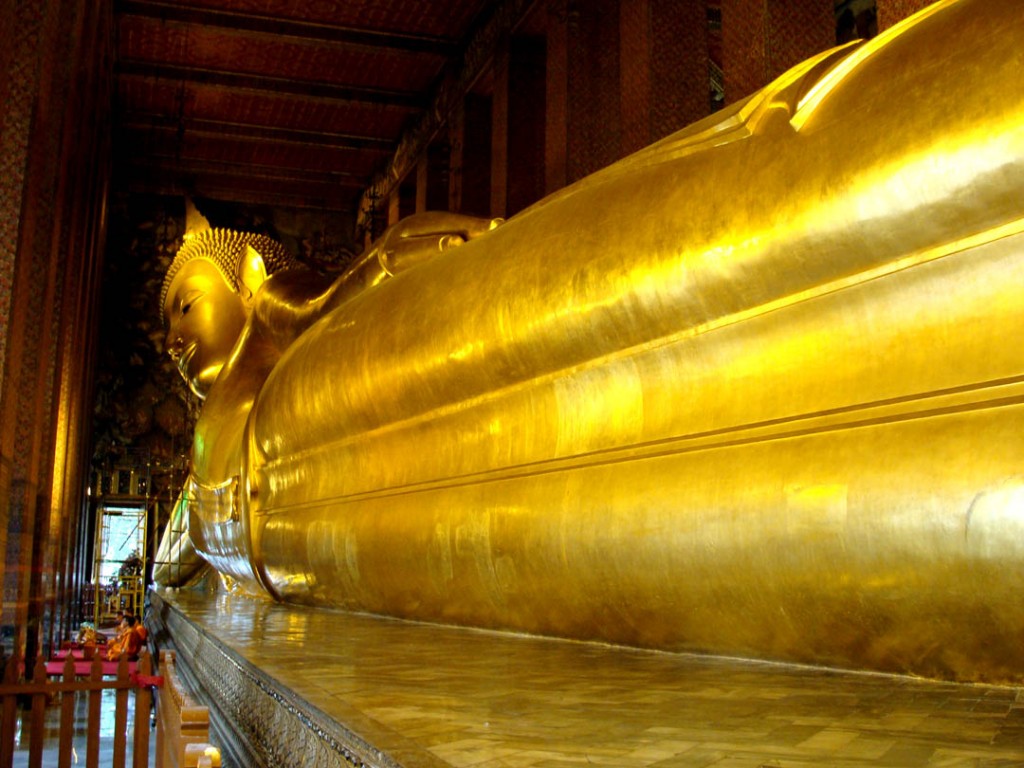 124-reclining-golden-buddha